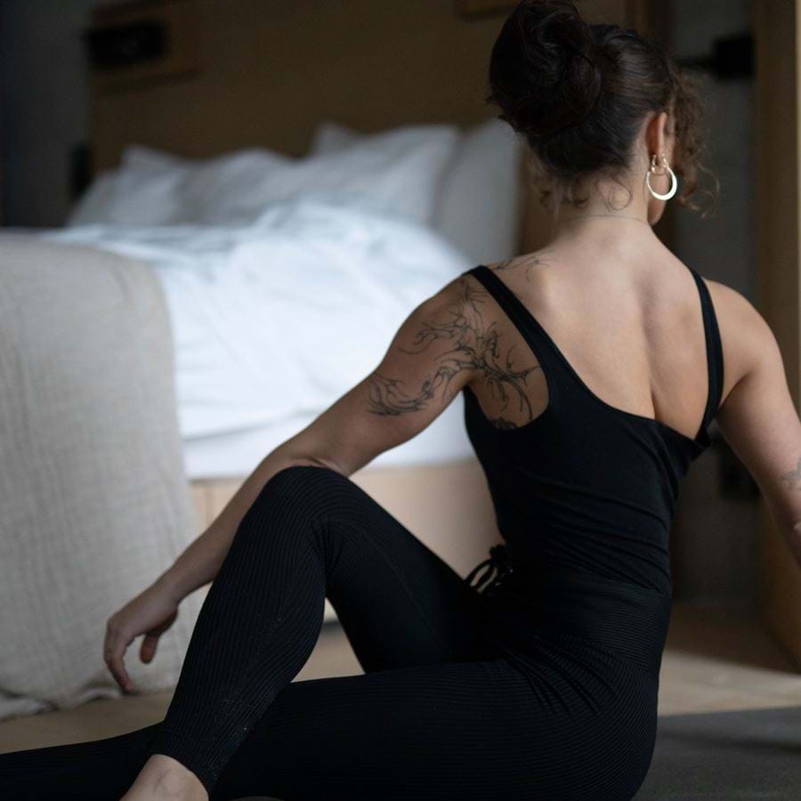 | TOUT ÉQUIPÉ. | Locke