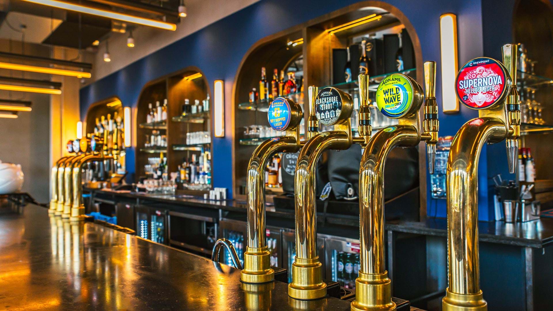 Bar and drinks menu.