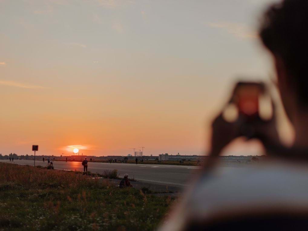 <p><a href="https://www.instagram.com/julianimkephotography/" rel="noopener noreferrer" target="_blank">&copy; Julia Nimke</a></p>