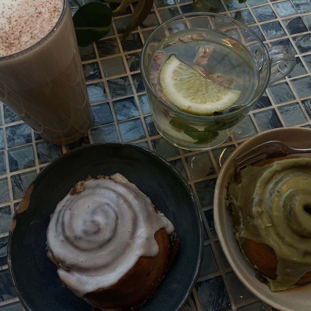 <p><a href="http://www.instagram.com/calmcoffeeberlin/?hl=en" rel="noopener noreferrer" target="_blank">Calm Coffee</a> - Friedrichshain</p>