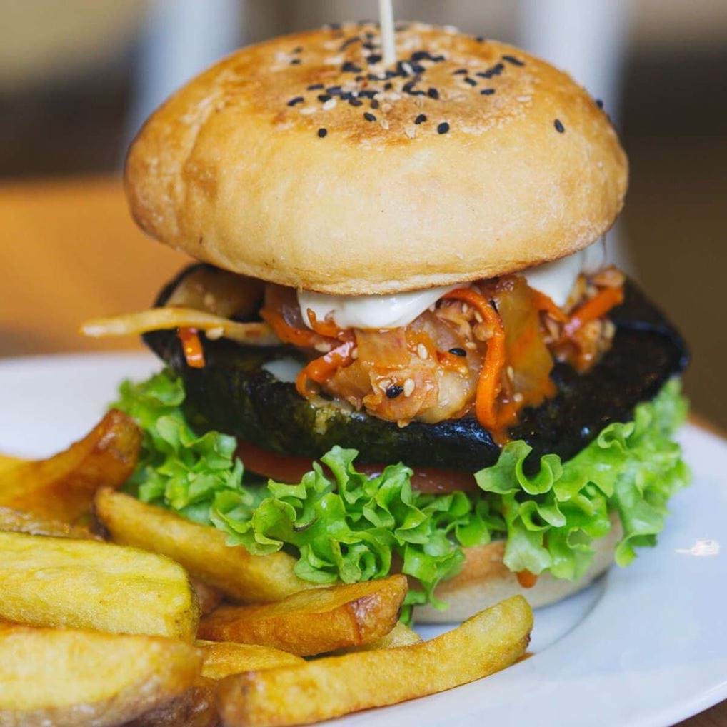 <p id="isPasted">© Holy Cow, Elder Street</p>