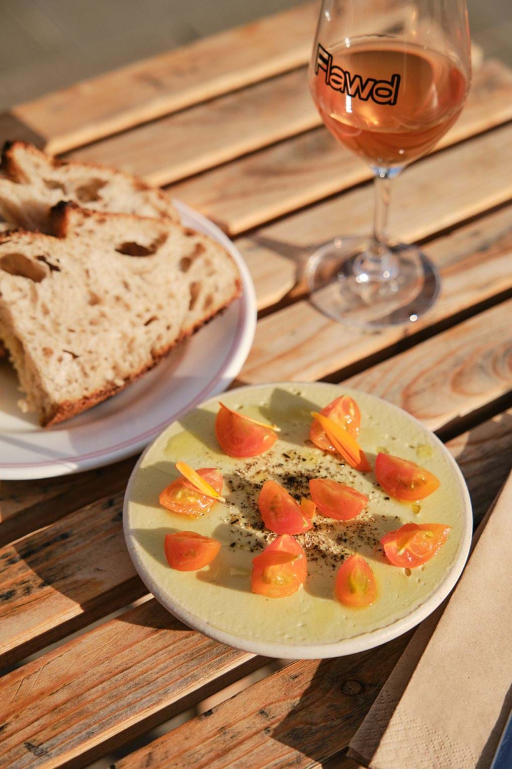 <p><a class="Hyperlink SCXW53729659 BCX8" href="https://www.instagram.com/lisaportinari/" target="_blank" rel="noreferrer noopener" id="isPasted"><span data-contrast="none" lang="EN-GB" class="TextRun Underlined SCXW53729659 BCX8"><span class="NormalTextRun SCXW53729659 BCX8" data-ccp-charstyle="Hyperlink">&copy; Lisa Portinari</span></span></a><span class="EOP SCXW53729659 BCX8" data-ccp-props='{"201341983":0,"335559740":240}'>&nbsp;</span></p>