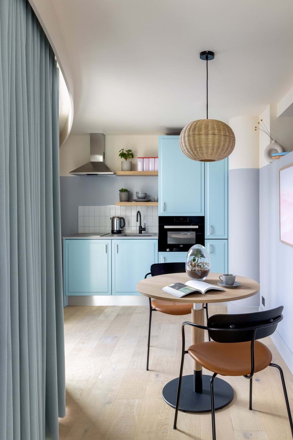 <p><a href="/en/london/bermonds-locke/living/locke-studio-twin" rel="noopener noreferrer" target="_blank">Bermonds Locke - Locke Studio - Twin.</a></p>