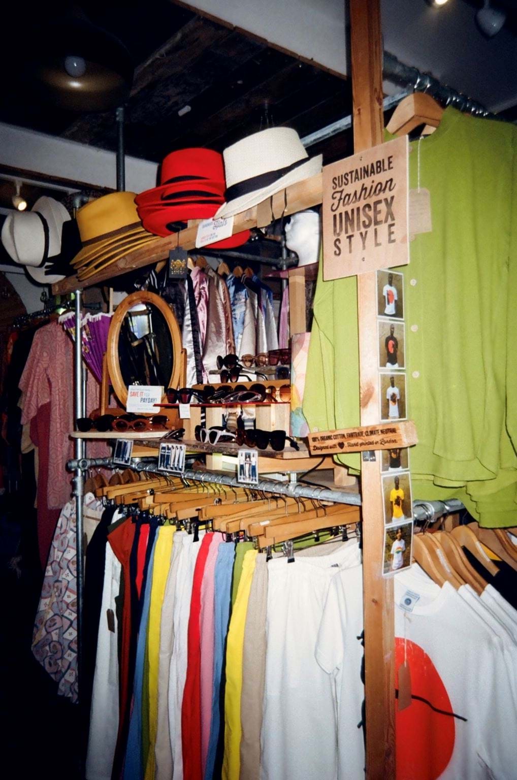 <p>Mero Retro Vintage.</p>