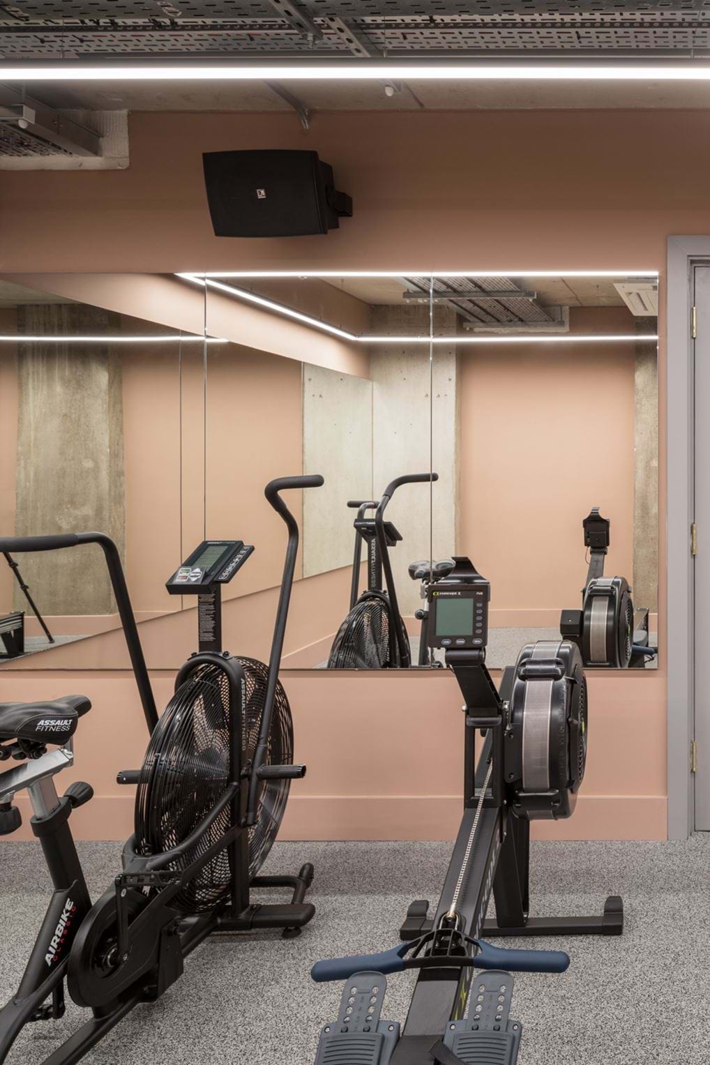 <p>The gym at Wunderlocke.</p>