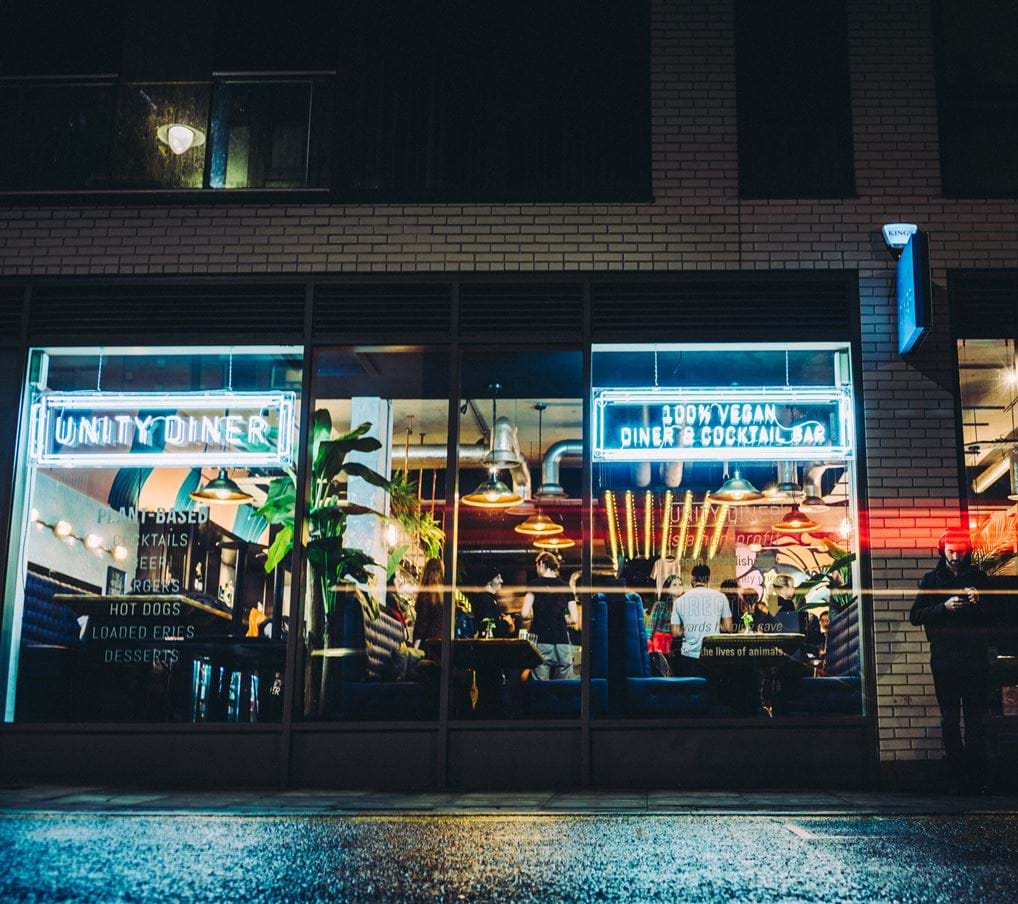 <p id="isPasted">Unity Diner, Wentworth Street.</p>