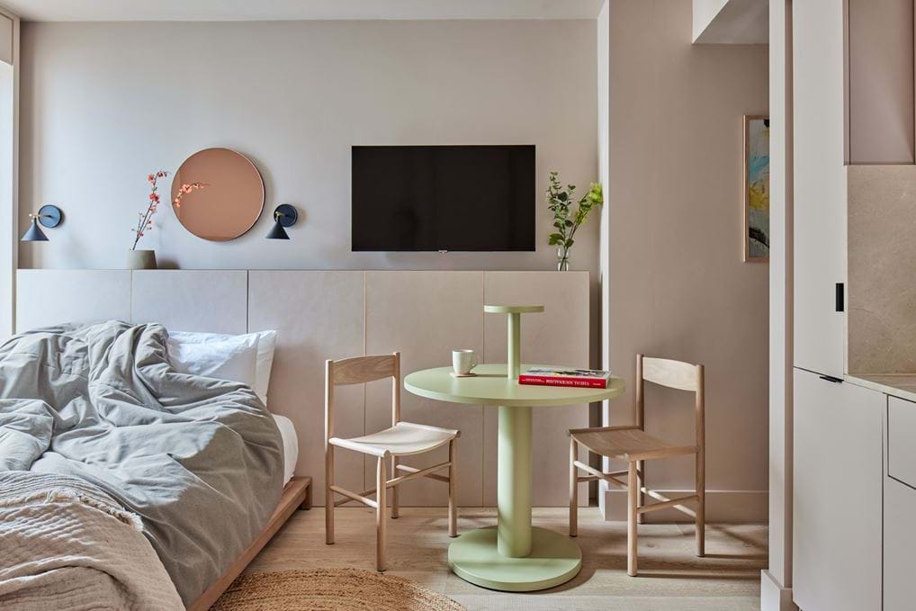 <p><a href="/en/london/buckle-street-studios-by-locke/living/locke-studio-accessible" rel="noopener noreferrer" target="_blank">Locke Studio - Accessible at Buckle Street Studios, Aldgate</a>.</p>