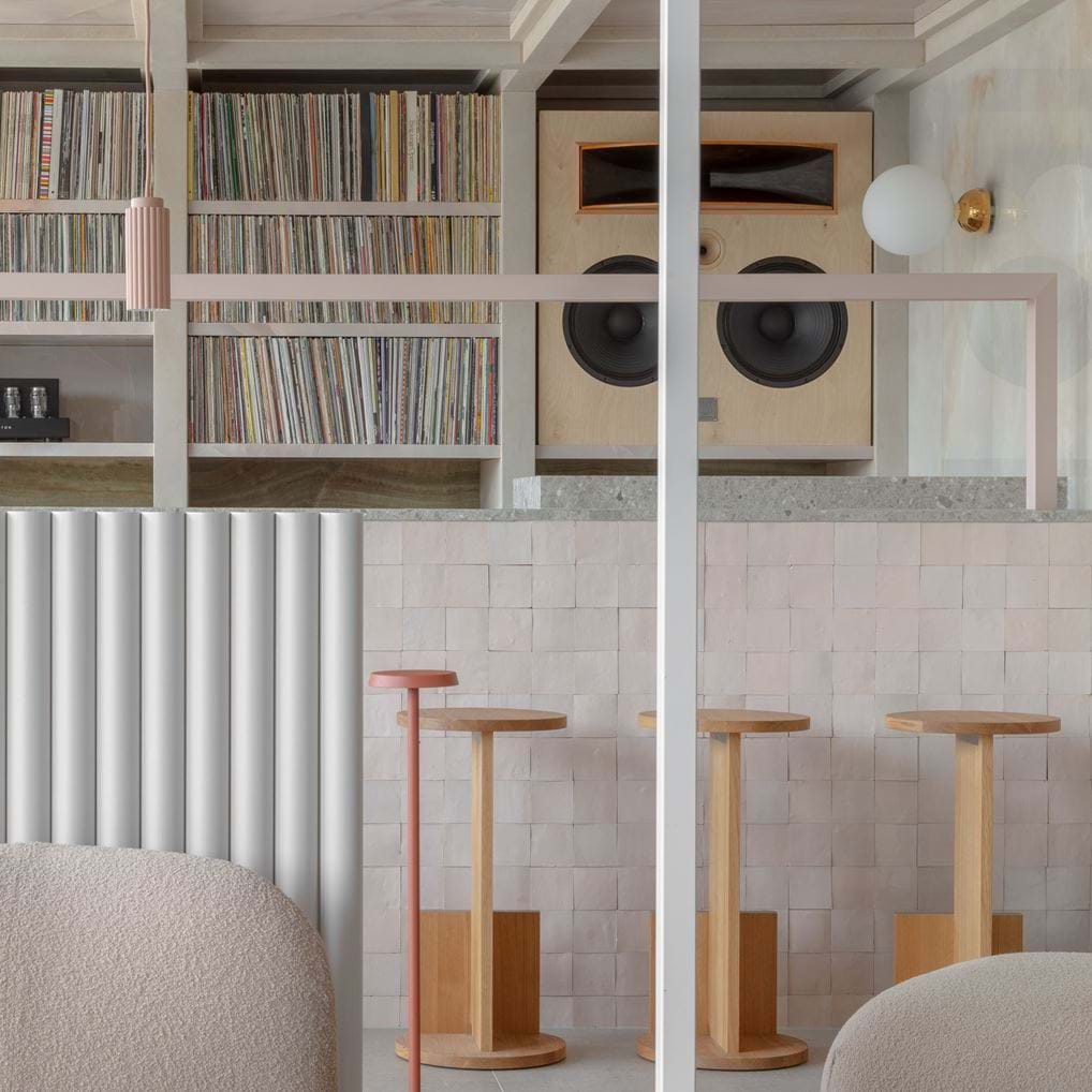 <p>&copy; Nicholas Worley</p>