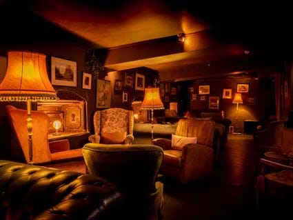 Nocturne prohibition cocktail bar, west london