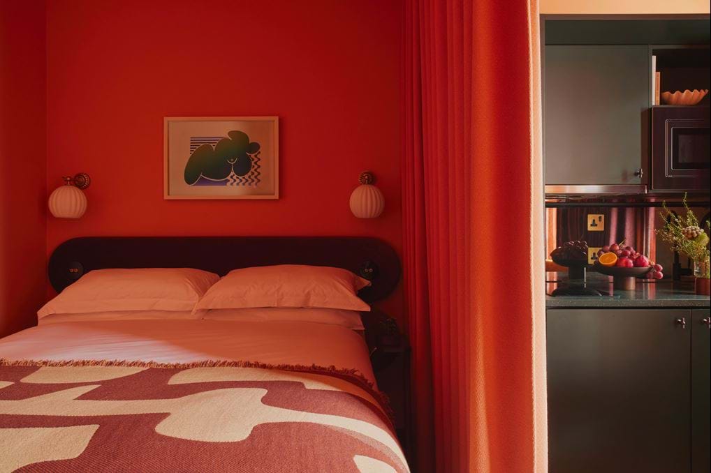 <p>Bedroom at <a href="/en/london/ember-locke">Ember Locke, Kensington, London</a></p>