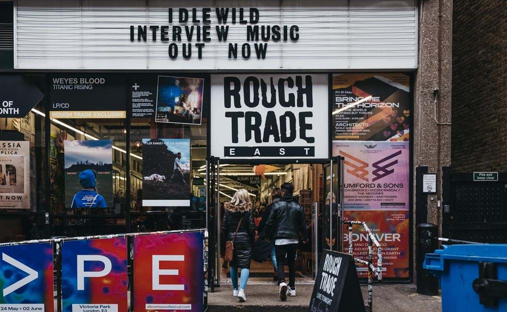 Sound Travels / London.