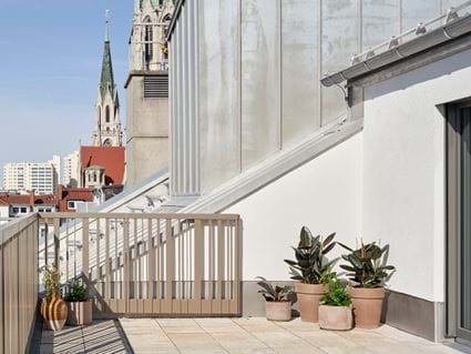 Schwan Locke, Theresienwise, Munich: Terrace Suite | Design-led Aparhotels, Locke