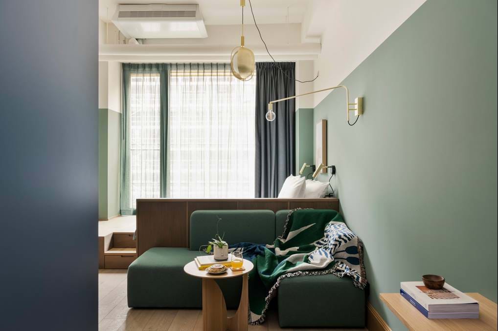 <p><a href="/en/munich/wunderlocke/your-stay/locke-studio">Locke Studio, WunderLocke</a>.&nbsp;</p>
