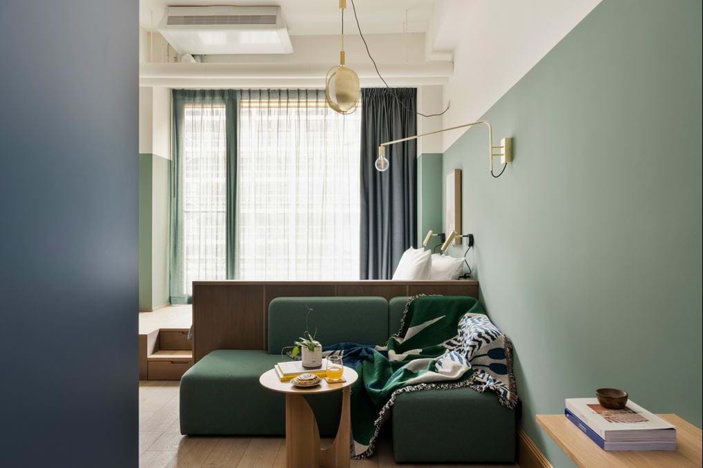 <p><a href="/en/munich/wunderlocke/your-stay/locke-studio">Locke Studio, WunderLocke</a>.&nbsp;</p>