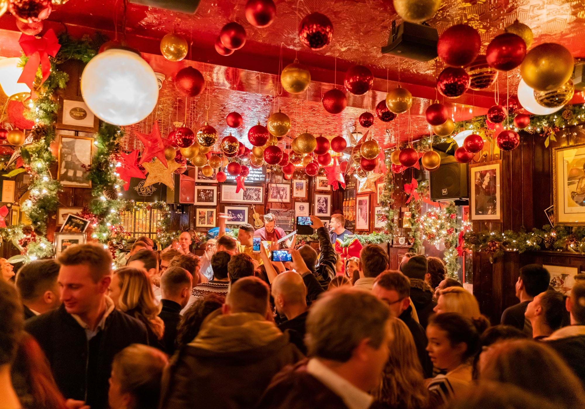 Geschichte und Hedonismus.